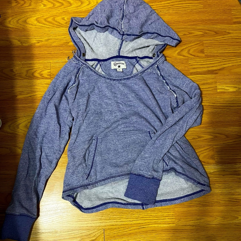 Converse shirt size small